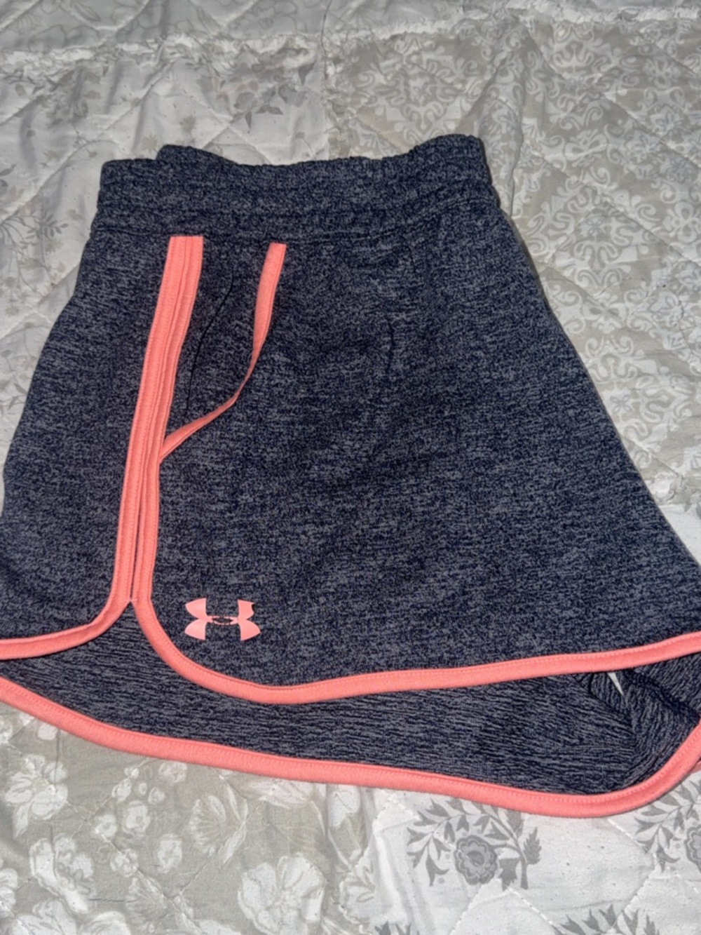 Under Armour Women’s size large